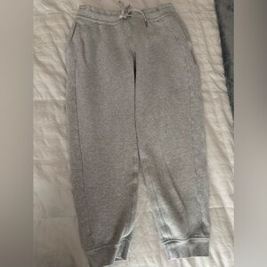 Lululemon Scuba High-Rise Jogger